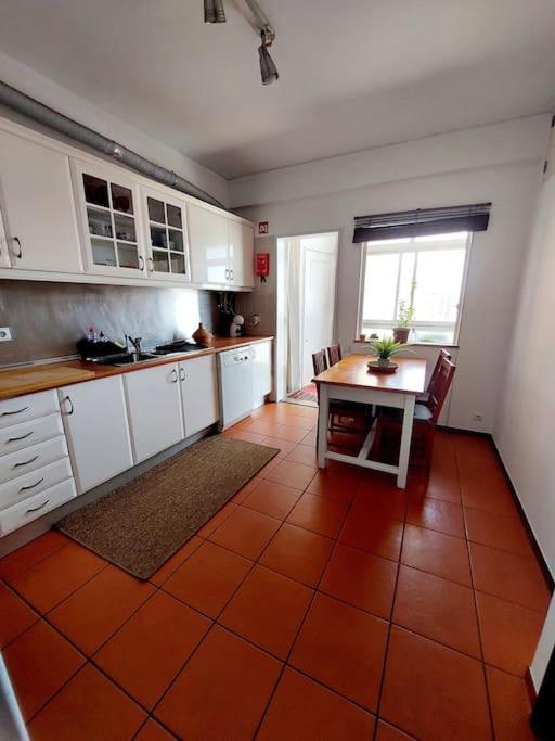 Charming Avenue Apartment Faro Bagian luar foto